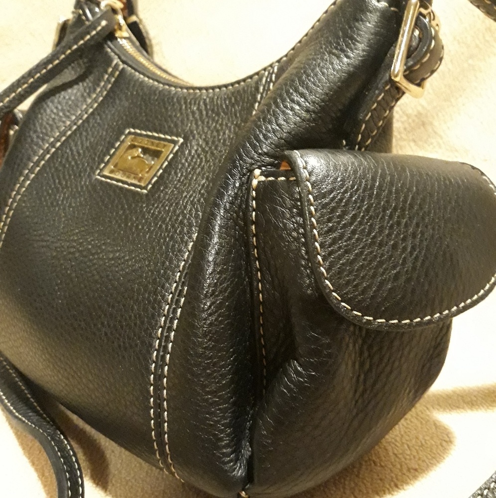 Dooney & Bourke quality bag- Excellent condition! - Picture 6 of 8